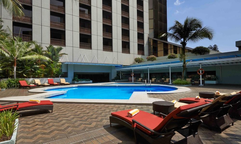Seri Pacific Hotel 5*